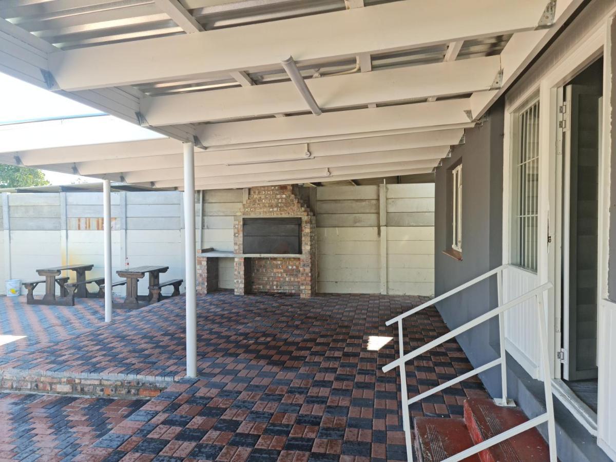 10 Florence street Oakdale Belliville 7530 cape town south African Extérieur photo