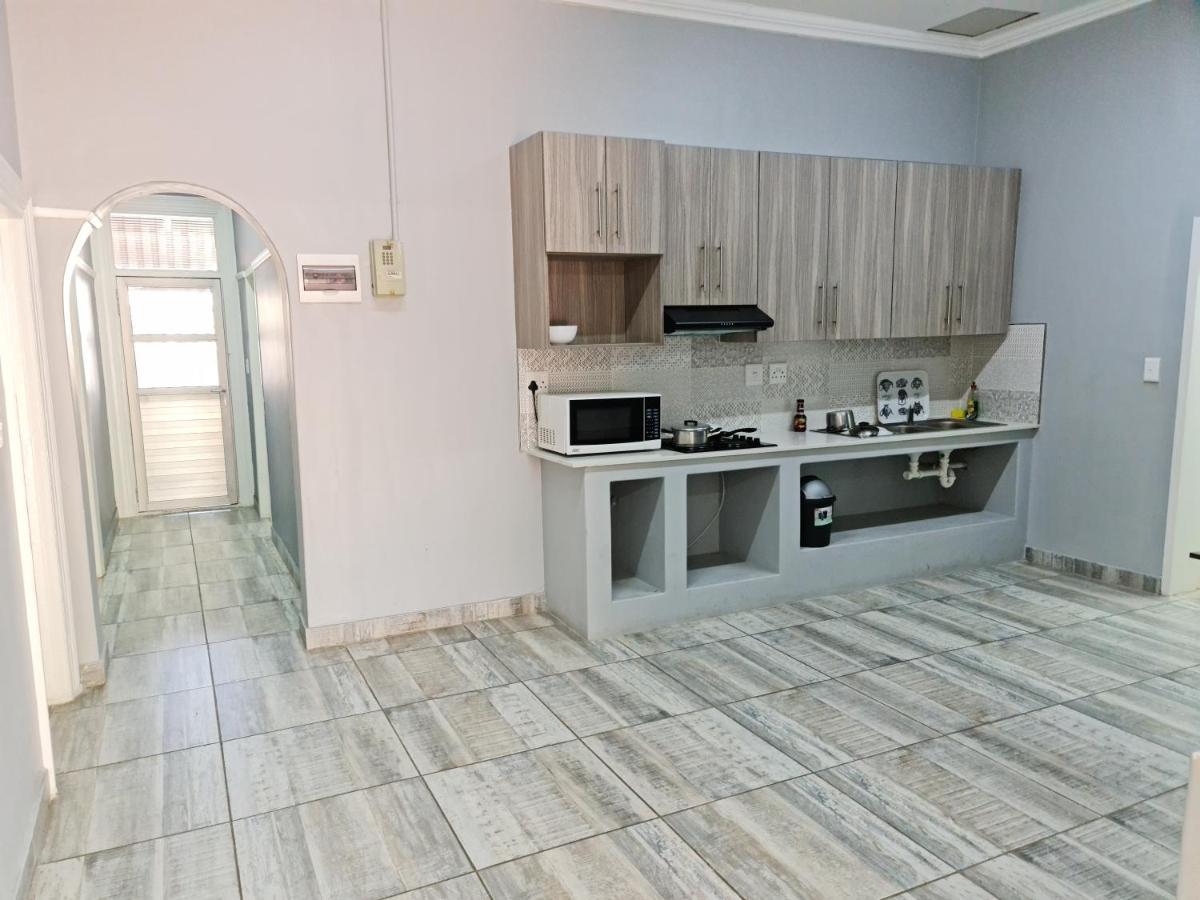 10 Florence street Oakdale Belliville 7530 cape town south African Extérieur photo