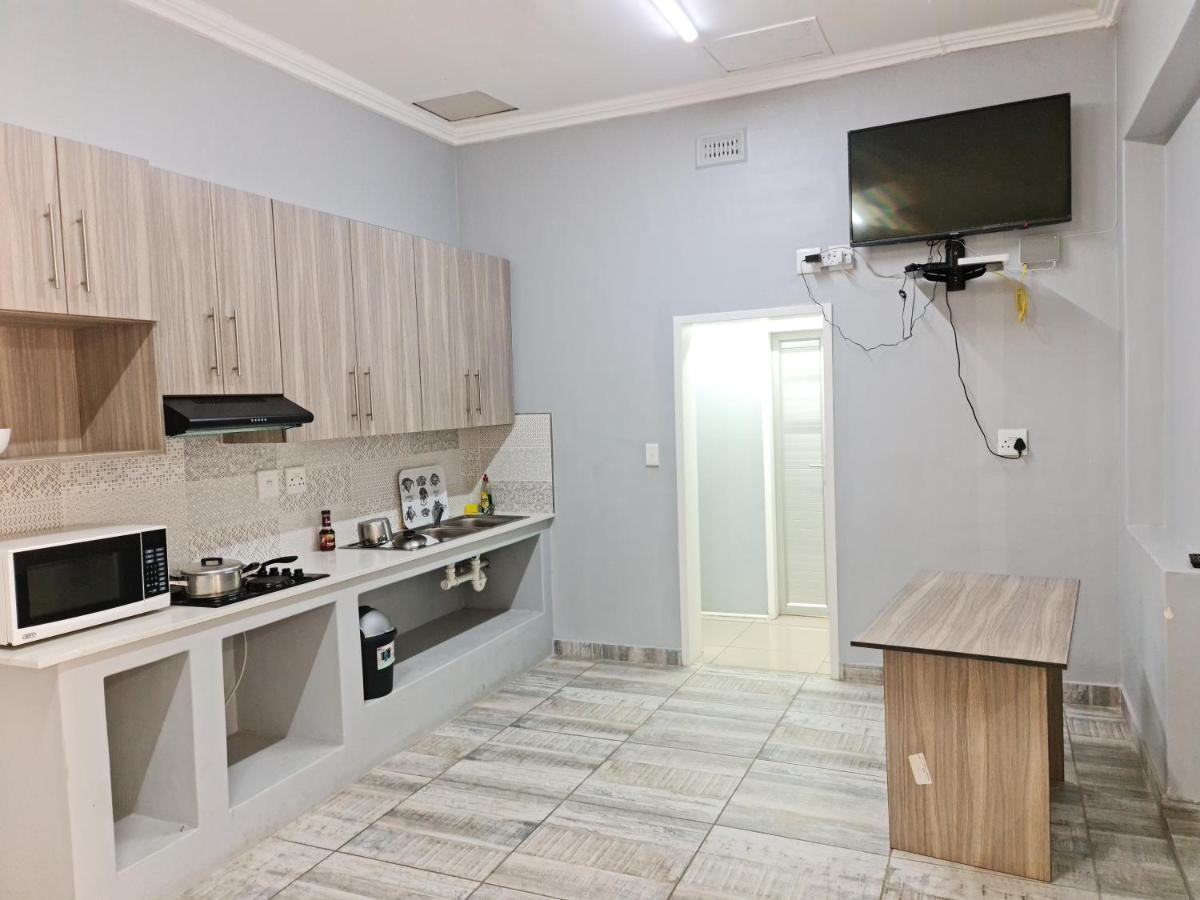 10 Florence street Oakdale Belliville 7530 cape town south African Extérieur photo