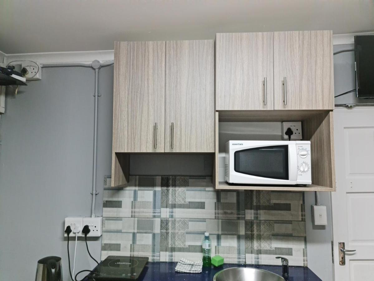 10 Florence street Oakdale Belliville 7530 cape town south African Extérieur photo