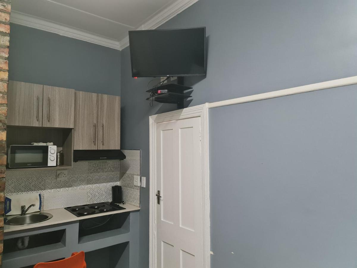 10 Florence street Oakdale Belliville 7530 cape town south African Extérieur photo