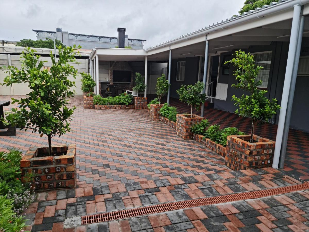 10 Florence street Oakdale Belliville 7530 cape town south African Extérieur photo