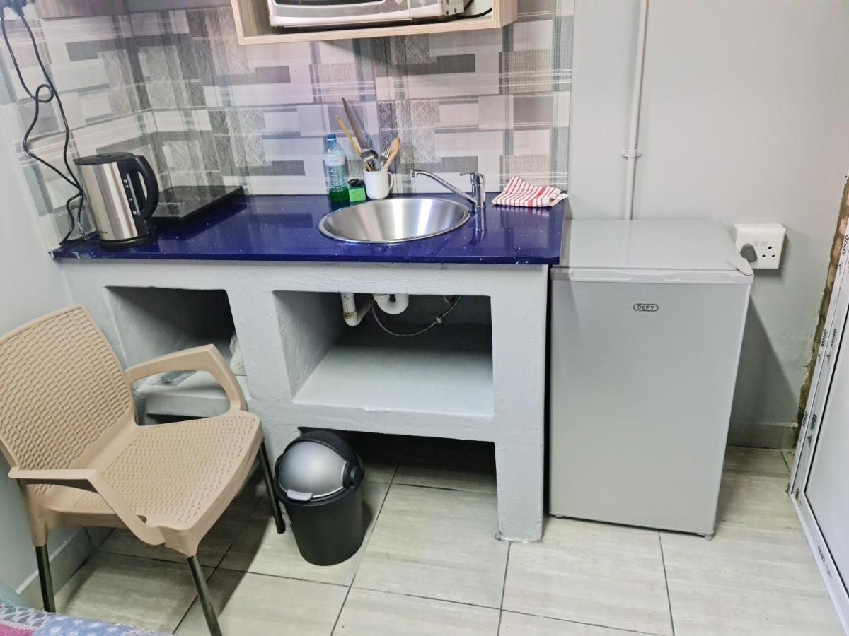 10 Florence street Oakdale Belliville 7530 cape town south African Extérieur photo