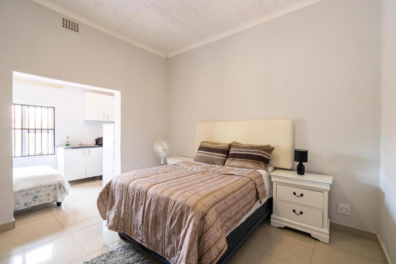 10 Florence street Oakdale Belliville 7530 cape town south African Extérieur photo