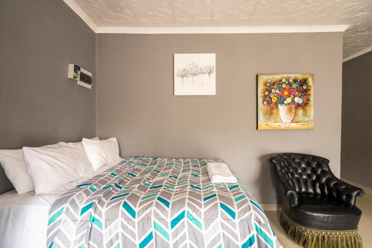 10 Florence street Oakdale Belliville 7530 cape town south African Extérieur photo