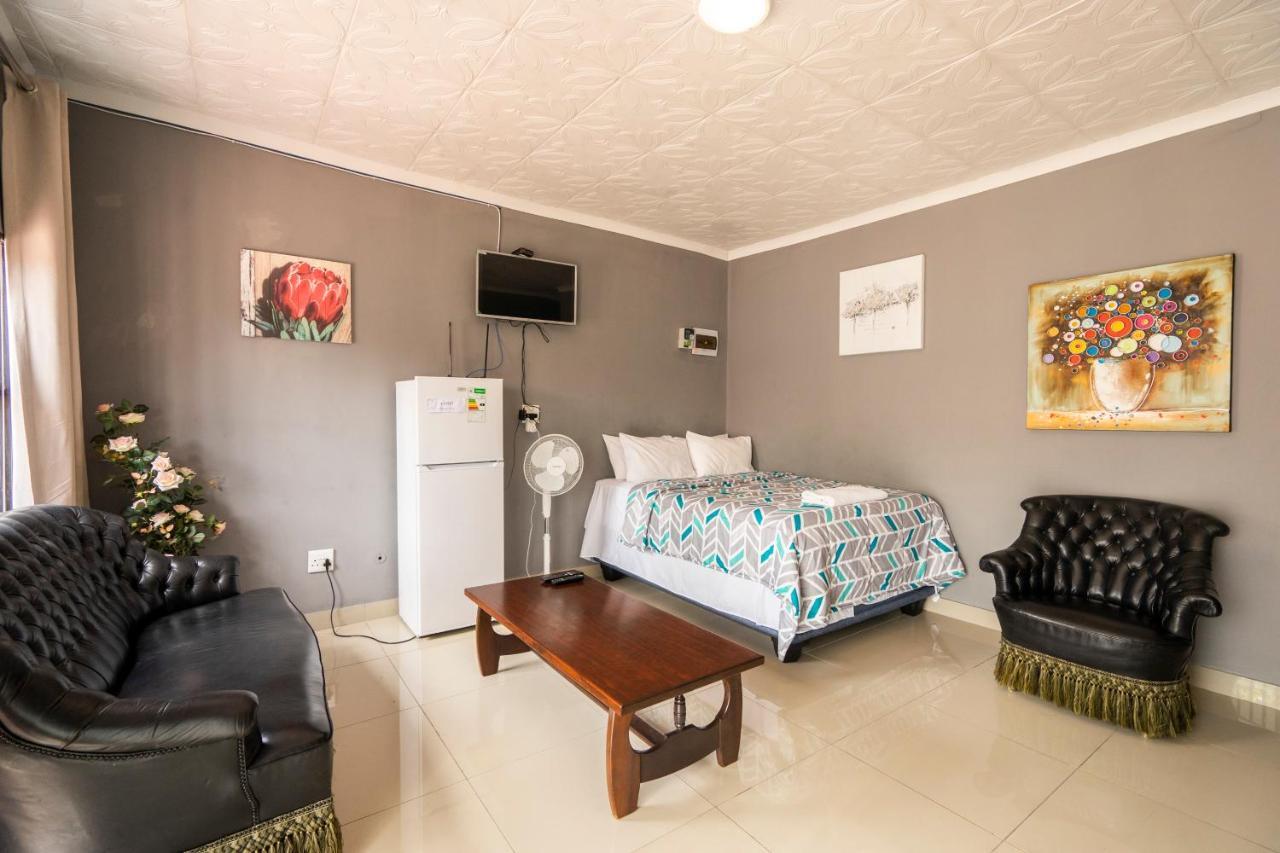 10 Florence street Oakdale Belliville 7530 cape town south African Extérieur photo