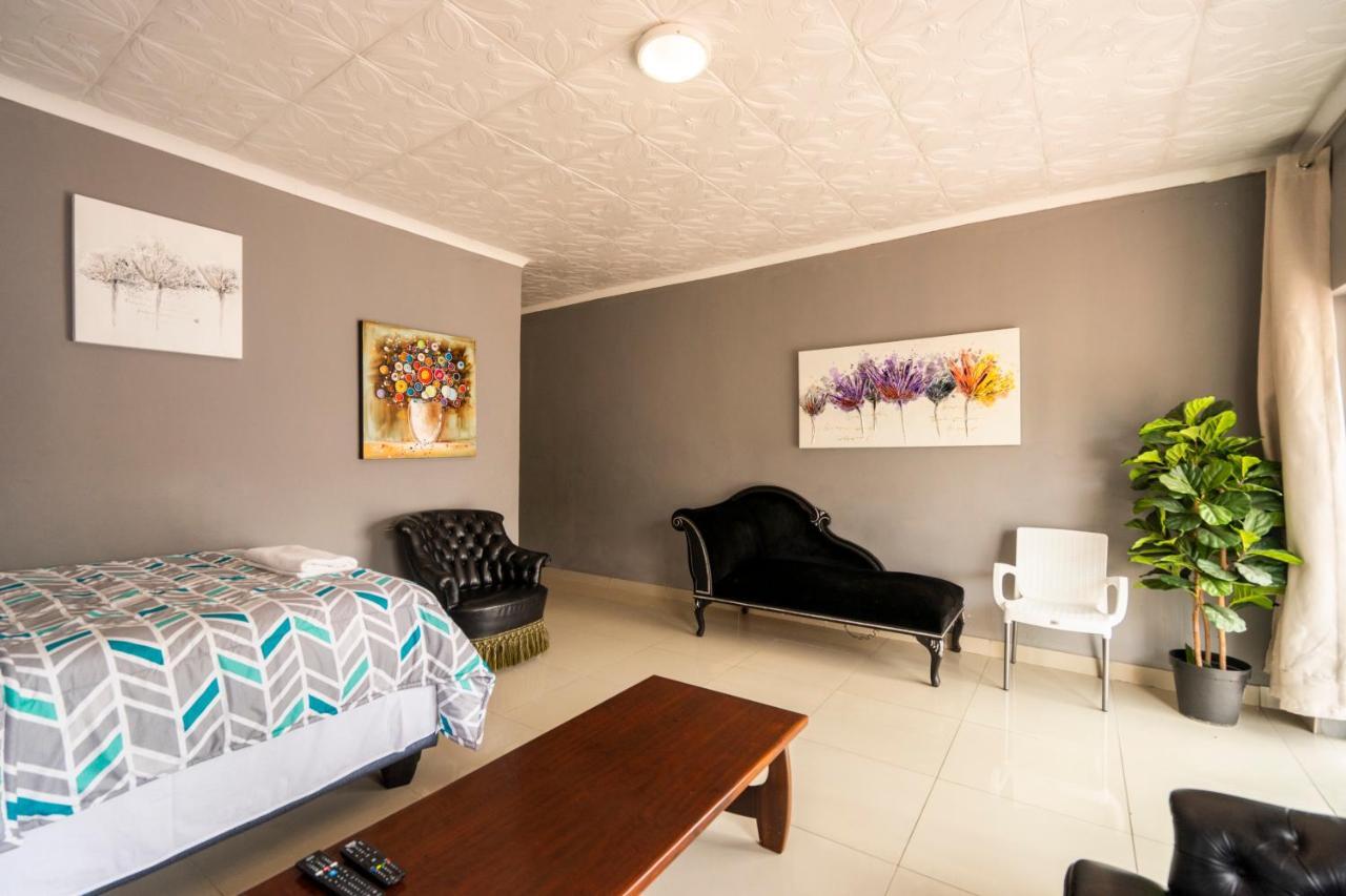 10 Florence street Oakdale Belliville 7530 cape town south African Extérieur photo