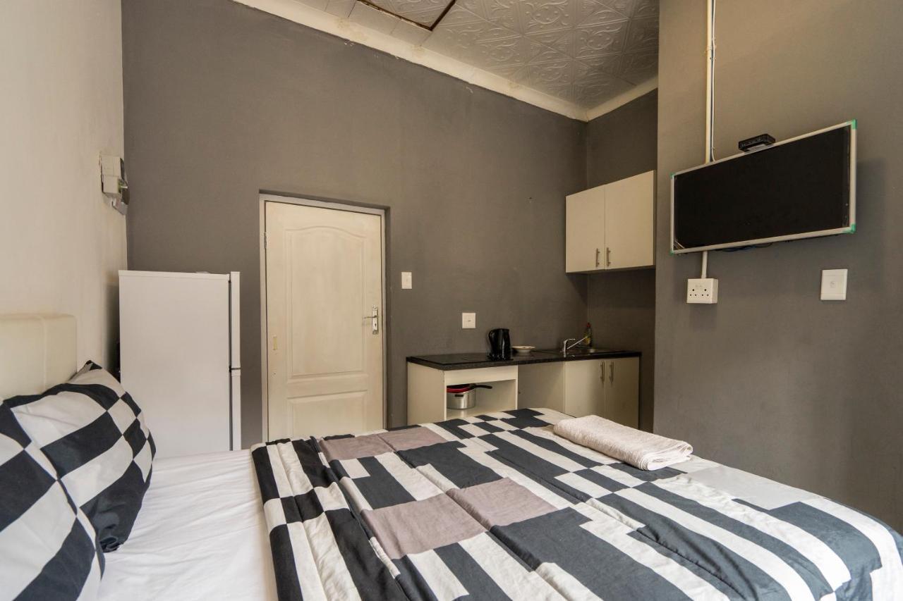 10 Florence street Oakdale Belliville 7530 cape town south African Extérieur photo