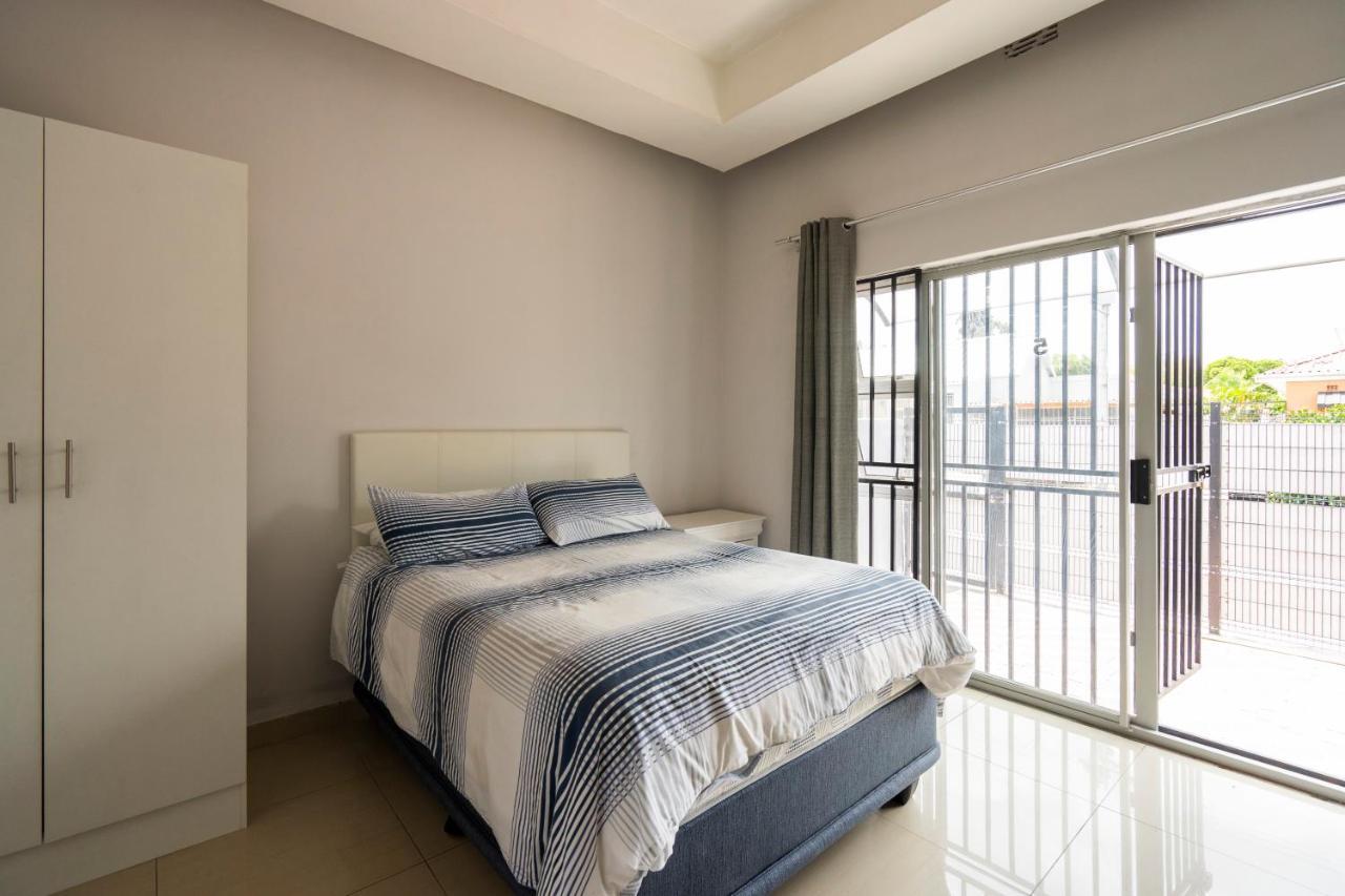10 Florence street Oakdale Belliville 7530 cape town south African Extérieur photo