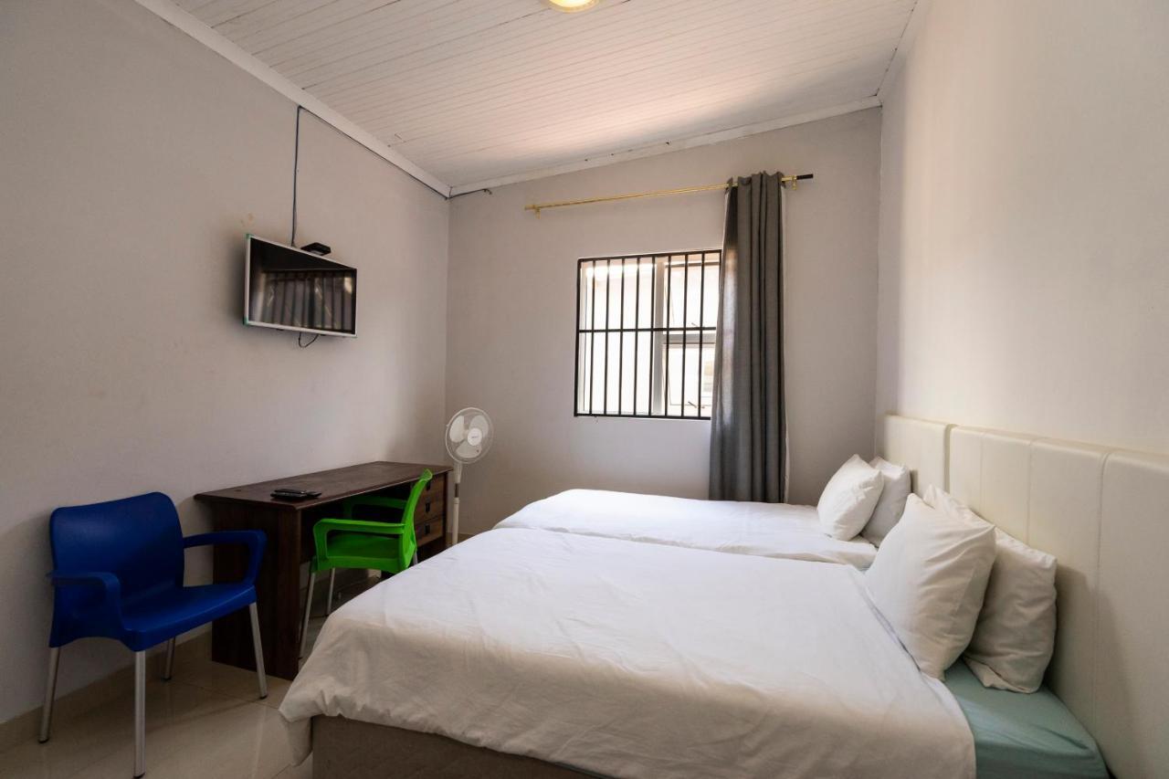 10 Florence street Oakdale Belliville 7530 cape town south African Extérieur photo