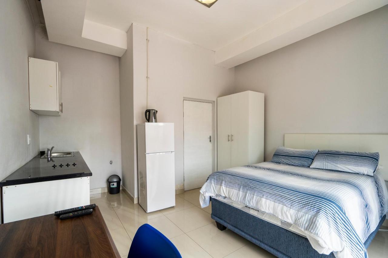 10 Florence street Oakdale Belliville 7530 cape town south African Extérieur photo