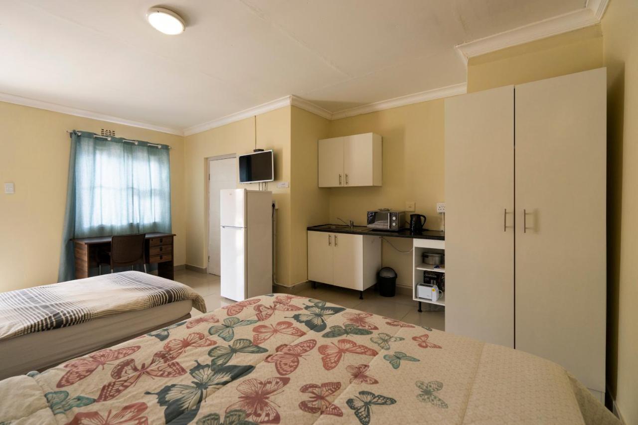 10 Florence street Oakdale Belliville 7530 cape town south African Extérieur photo