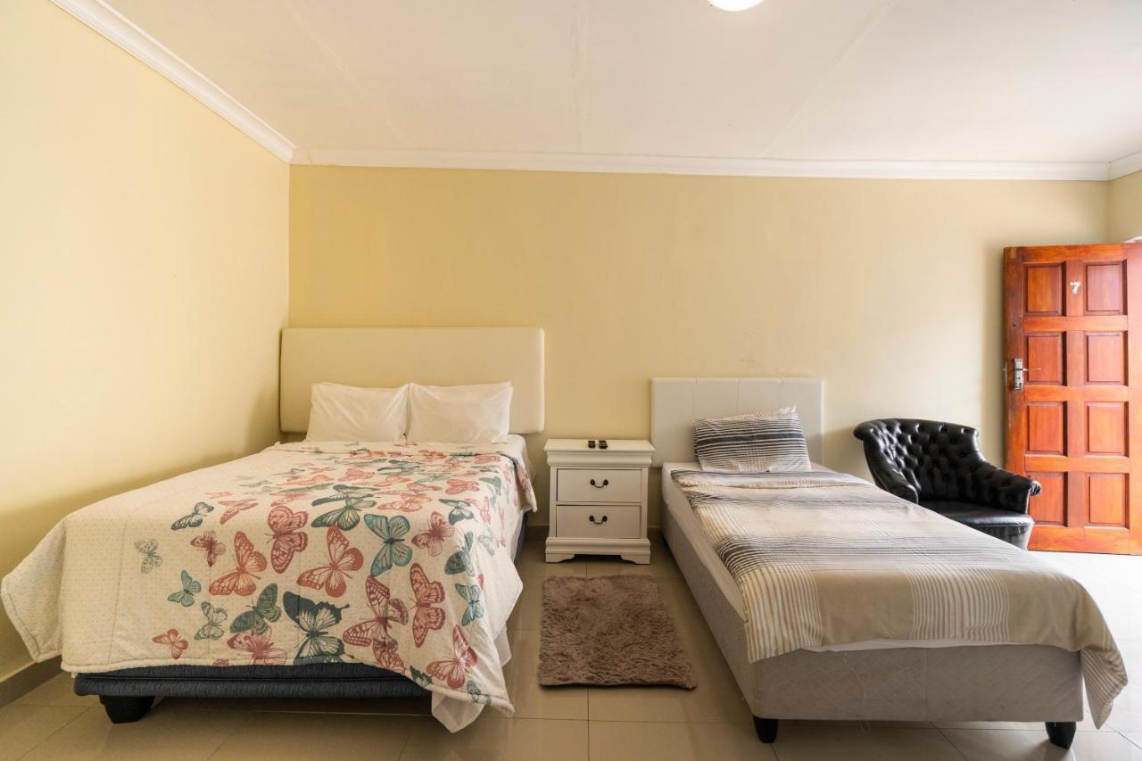 10 Florence street Oakdale Belliville 7530 cape town south African Extérieur photo